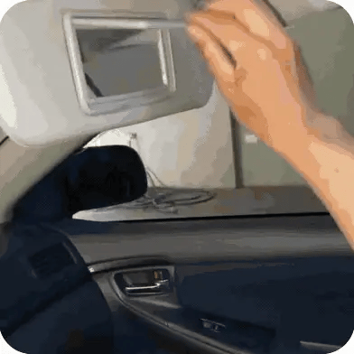 L - ESPEJO LED RECARGABLE AUTO